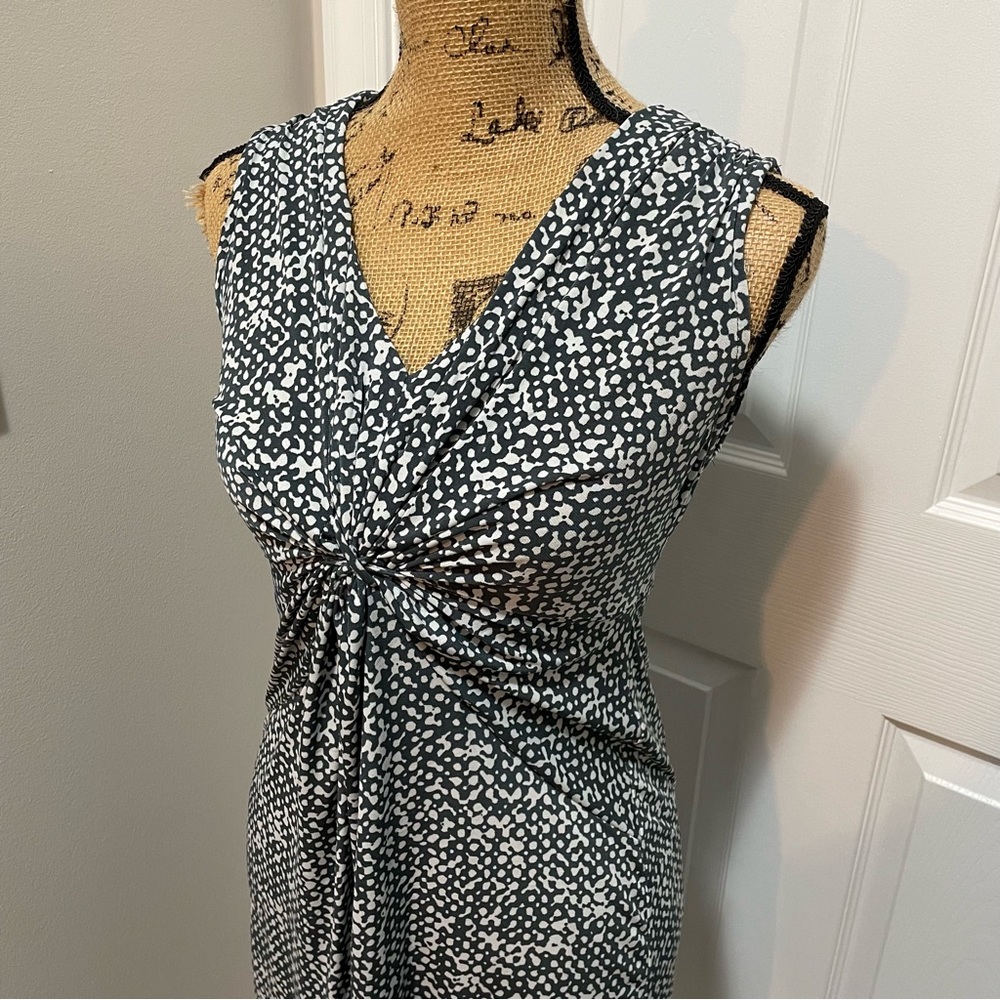 Daisy Fuentes Sleeveless Dress
